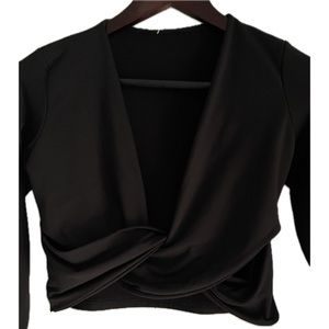PTP-15.5-”Black Long Sleeve Crop with Twist Detail